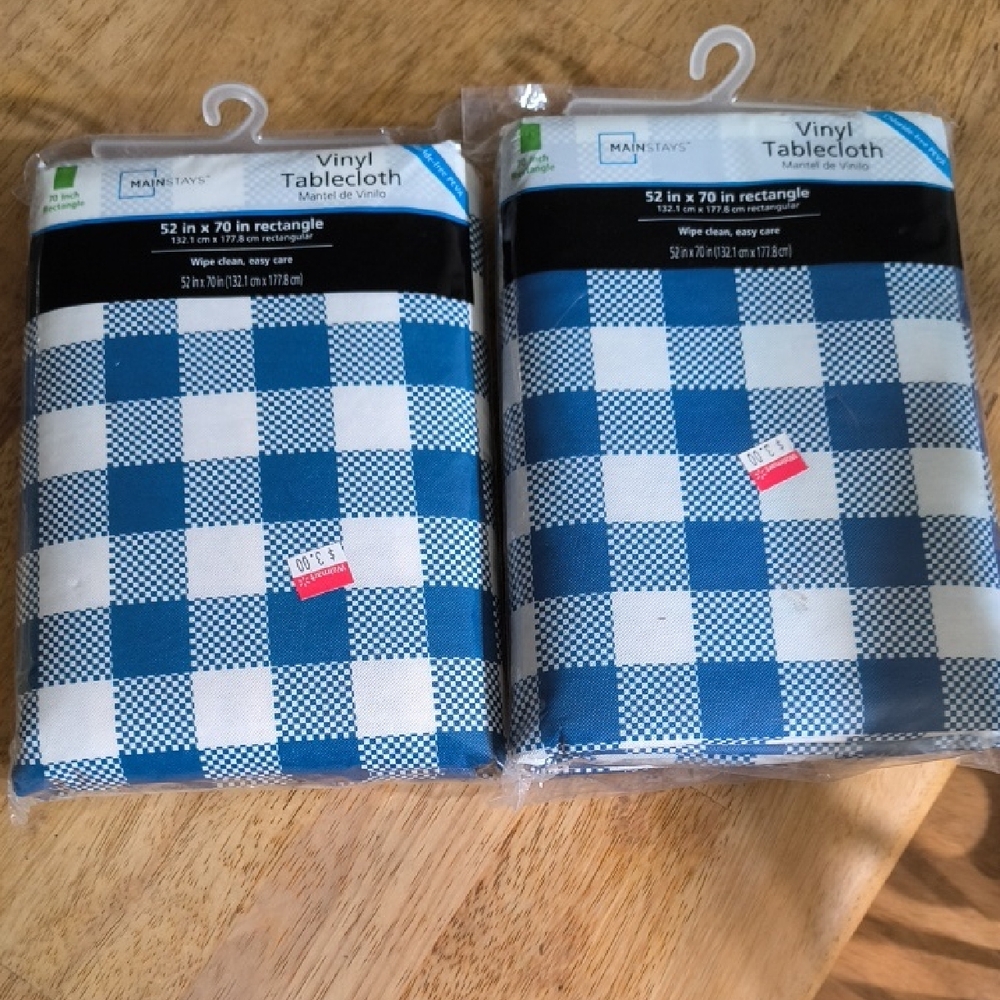 Mainstays Blue and White Vinyl Tablecloth